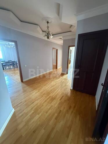 Продаётся 4-комн. новостройка 153 м², Бинагадинский р., photo 10 from 18