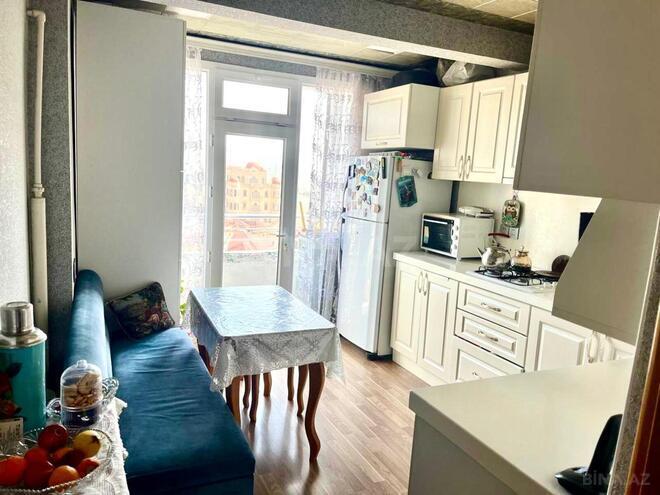 Satılır 2 otaqlı köhnə tikili 65 m², 8 Noyabr m., photo 7 from 15