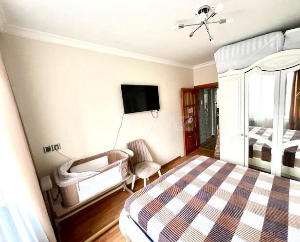 Satılır 2 otaqlı köhnə tikili 65 m², 8 Noyabr m., photo 10 from 15