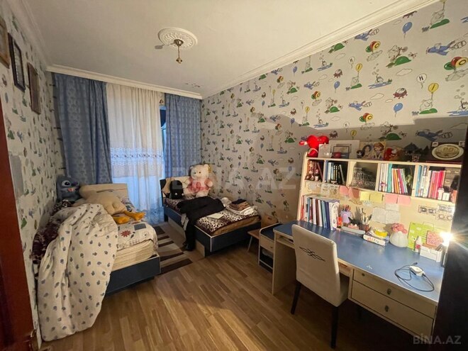 Satılır 4 otaqlı köhnə tikili 105 m², Xalqlar Dostluğu m., photo 6 from 14