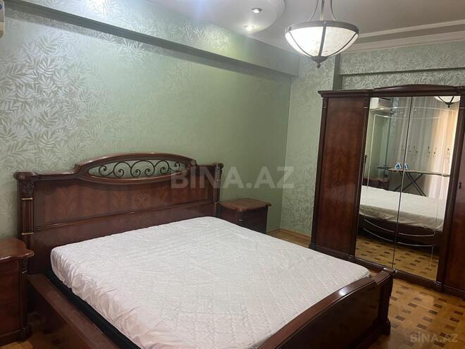 Сдаётся 3-комн. новостройка 145 м², м. Низами, photo 6 from 13