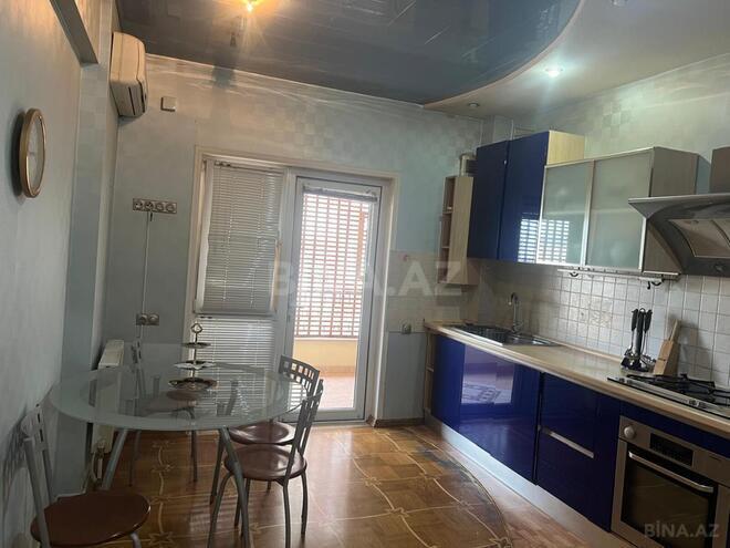 Сдаётся 3-комн. новостройка 145 м², м. Низами, photo 10 from 13