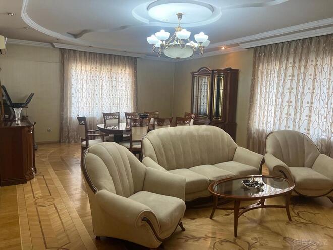 Сдаётся 3-комн. новостройка 145 м², м. Низами, photo 4 from 13