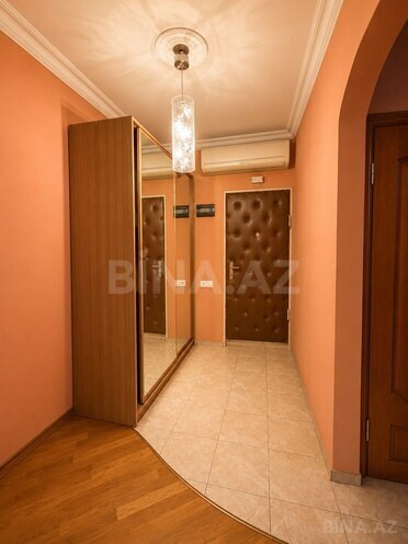 Продаётся 3-комн. вторичка 100 м², м. Ази Асланов, photo 5 from 13