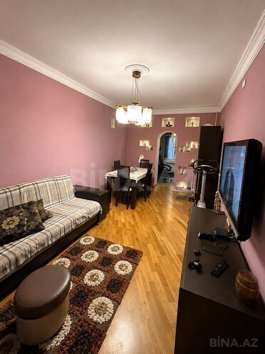 Продаётся 3-комн. вторичка 100 м², м. Ази Асланов, photo 6 from 13