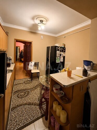 Продаётся 3-комн. вторичка 100 м², м. Ази Асланов, photo 3 from 13