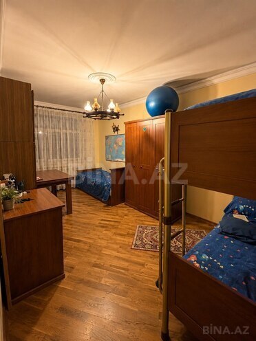Продаётся 3-комн. вторичка 100 м², м. Ази Асланов, photo 8 from 13