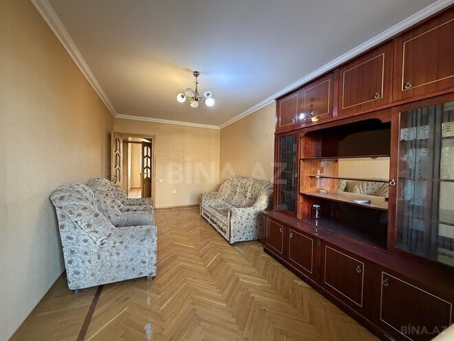 Satılır 2 otaqlı köhnə tikili 65 m², Bakıxanov q., photo 4 from 18