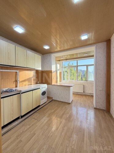 Satılır 2 otaqlı köhnə tikili 65 m², Bakıxanov q., photo 11 from 18