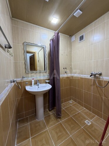 Satılır 2 otaqlı köhnə tikili 65 m², Bakıxanov q., photo 15 from 18