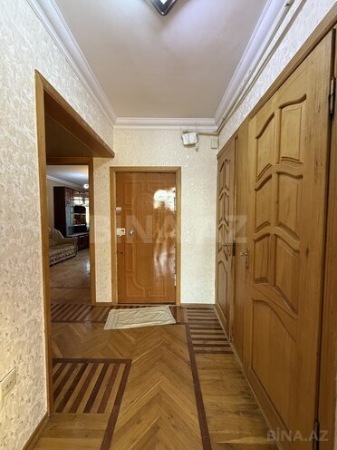 Satılır 2 otaqlı köhnə tikili 65 m², Bakıxanov q., photo 10 from 18
