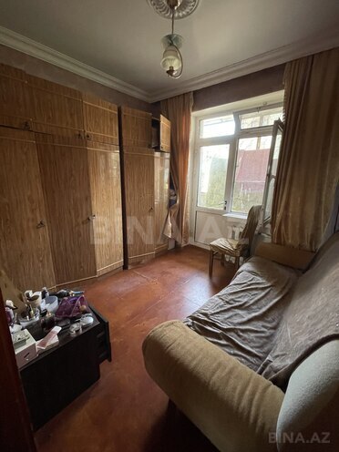 Satılır 5 otaqlı köhnə tikili 105 m², Günəşli q., photo 12 from 19