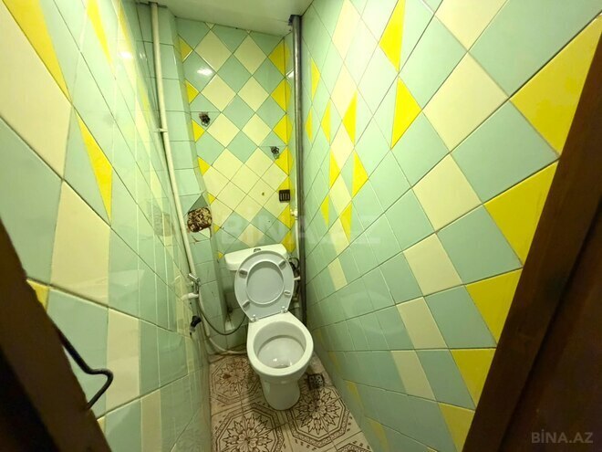 Satılır 3 otaqlı köhnə tikili 80 m², Qara Qarayev m., photo 18 from 19