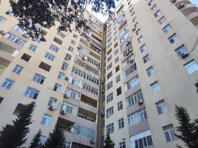 Satılır 3 otaqlı yeni tikili 139 m², İnşaatçılar m., photo 1 from 21