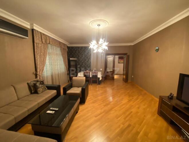 Сдаётся 2-комн. новостройка 90 м², м. Элмляр Академиясы, photo 8 from 14