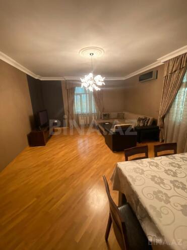 Сдаётся 2-комн. новостройка 90 м², м. Элмляр Академиясы, photo 10 from 14