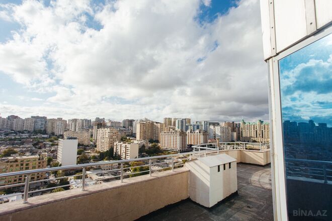 Сдаётся 3-комн. новостройка 165 м², м. Низами, photo 16 from 20