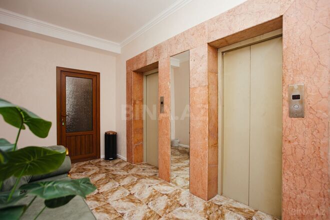 Сдаётся 3-комн. новостройка 165 м², м. Низами, photo 14 from 20