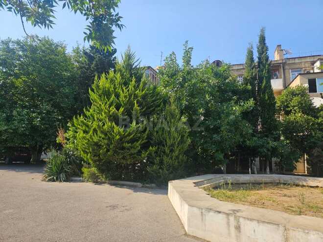 Satılır 4 otaqlı köhnə tikili 90 m², Elmlər Akademiyası m., photo 1 from 12