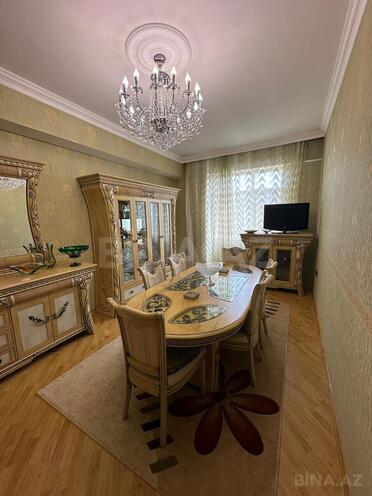 Satılır 4 otaqlı yeni tikili 130 m², İnşaatçılar m., photo 1 from 12