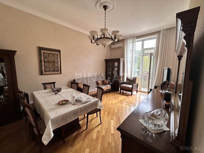 Продаётся 3-комн. вторичка 100 м², м. Ичеришехер, photo 7 from 18