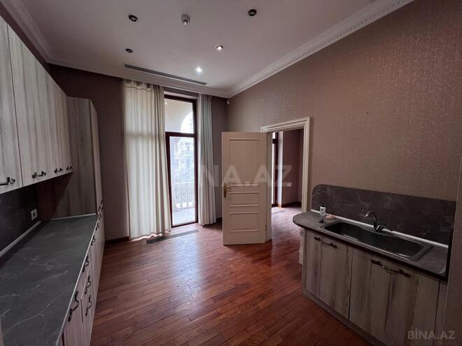 Продаётся 7-комн. новостройка 420 м², м. Сахил, photo 14 from 29