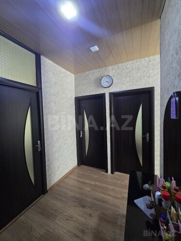Продаётся 3-комн. вторичка 80 м², пос. Ази Асланова, photo 1 from 17