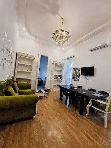 Продаётся 3-комн. вторичка 95 м², м. Сахил, photo 3 from 11