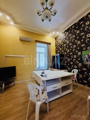 Продаётся 3-комн. вторичка 95 м², м. Сахил, photo 4 from 11