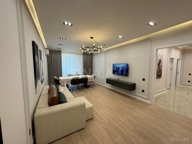Сдаётся 2-комн. новостройка 110 м², м. 8 ноября, photo 4 from 28