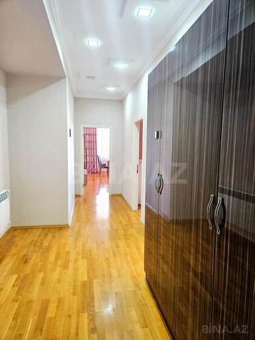 Продаётся 3-комн. новостройка 110 м², м. Элмляр Академиясы, photo 18 from 24