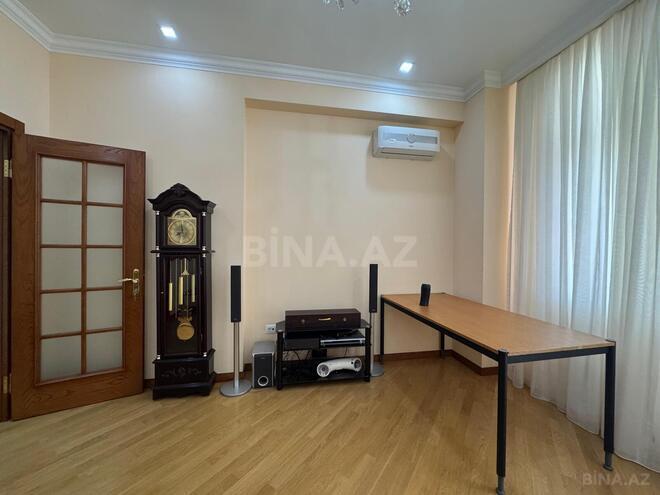 İcarəyə verilir 3 otaqlı yeni tikili 150 m², Nizami m., photo 16 from 32