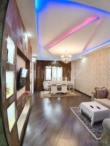 Сдаётся 3-комн. новостройка 110 м², м. Гянджлик, photo 1 from 12