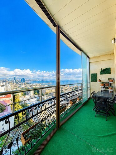 Satılır 4 otaqlı yeni tikili 240 m², İçəri Şəhər m., photo 1 from 28