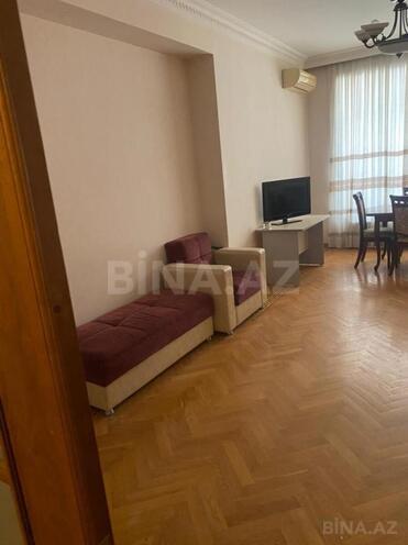Сдаётся 2-комн. новостройка 70 м², Насиминский  р., photo 3 from 15