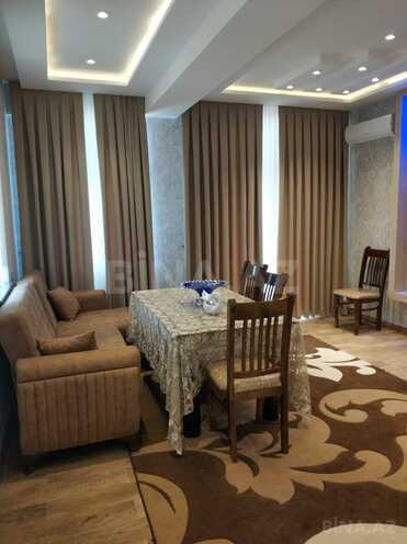 Сдаётся 3-комн. новостройка 80 м², м. Низами, photo 4 from 22