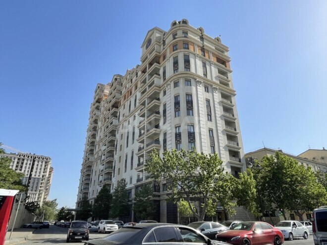 Продаётся 8-комн. новостройка 890 м², м. Низами, photo 30 from 32
