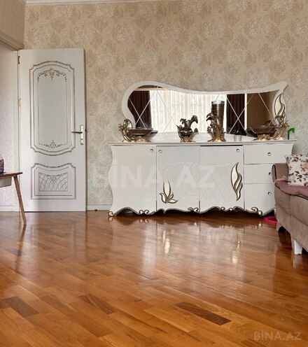 Продаётся 3-комн. вторичка 80 м², м. Кара Караев, photo 4 from 14