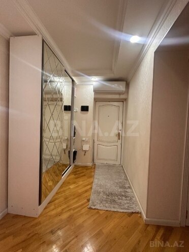 Продаётся 3-комн. вторичка 80 м², м. Кара Караев, photo 10 from 14