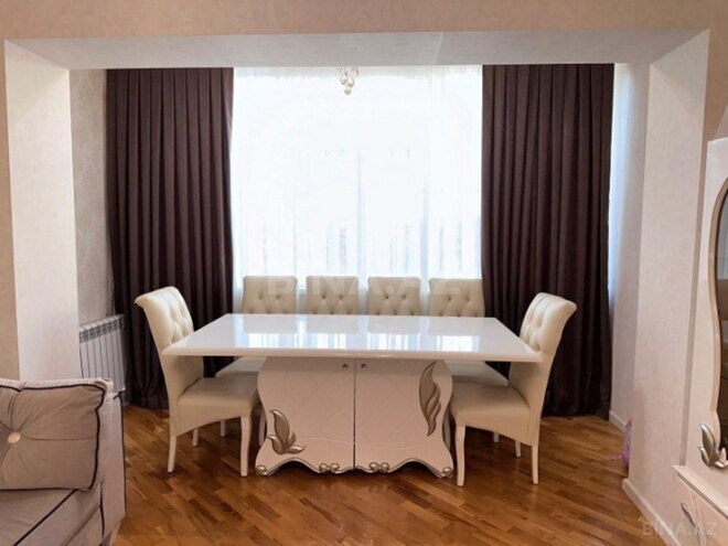 Продаётся 3-комн. вторичка 80 м², м. Кара Караев, photo 3 from 14