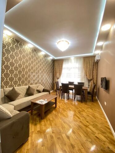 İcarəyə verilir 2 otaqlı yeni tikili 75 m², 8 Noyabr m., photo 3 from 16