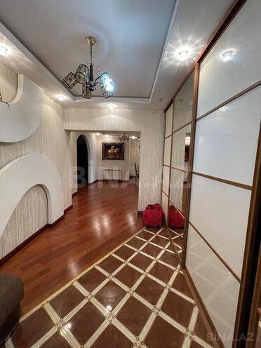 Сдаётся 3-комн. новостройка 155 м², м. Нариман Нариманов, photo 12 from 16