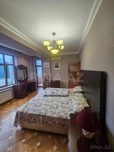 İcarəyə verilir 3 otaqlı yeni tikili 150 m², 28 May m., photo 5 from 26