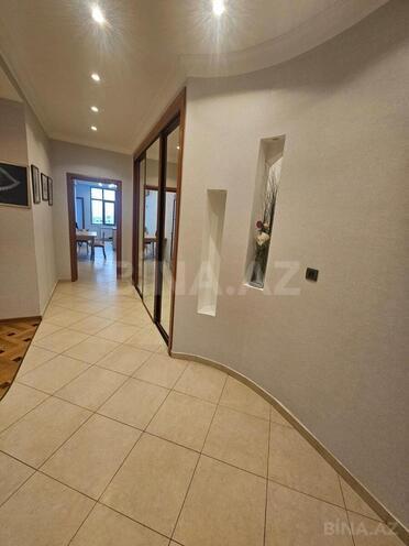 İcarəyə verilir 3 otaqlı yeni tikili 150 m², 28 May m., photo 24 from 26