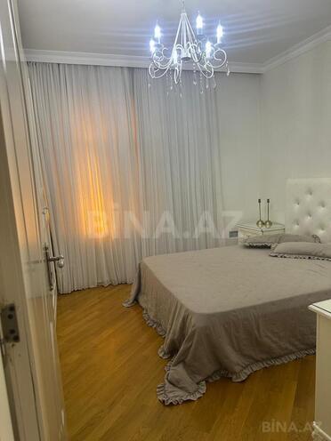 Satılır 4 otaqlı köhnə tikili 110 m², İnşaatçılar m., photo 9 from 32