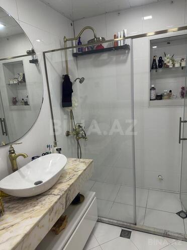 Satılır 4 otaqlı köhnə tikili 110 m², İnşaatçılar m., photo 25 from 32