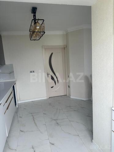 Satılır 4 otaqlı köhnə tikili 110 m², İnşaatçılar m., photo 15 from 32