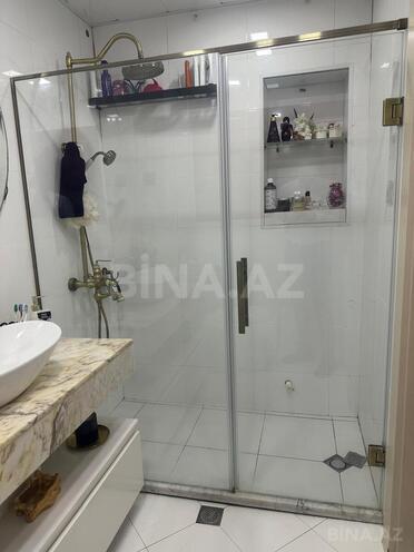 Satılır 4 otaqlı köhnə tikili 110 m², İnşaatçılar m., photo 30 from 32
