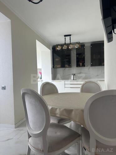 Satılır 4 otaqlı köhnə tikili 110 m², İnşaatçılar m., photo 28 from 32