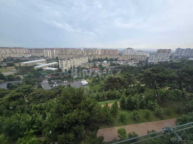Продаётся 3-комн. вторичка 80 м², м. Ази Асланов, photo 1 from 14